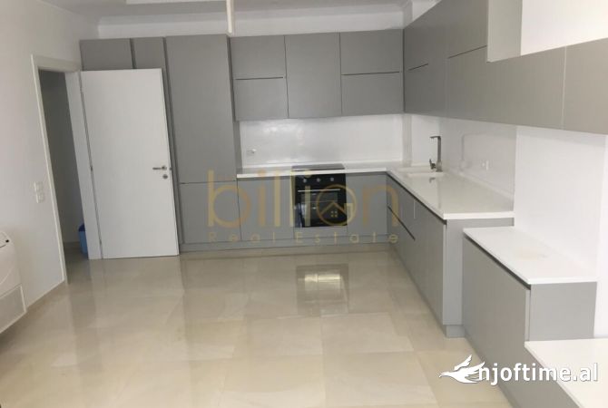 Shtepi ne shitje 2+1 ne Tirane - 250,000 Euro