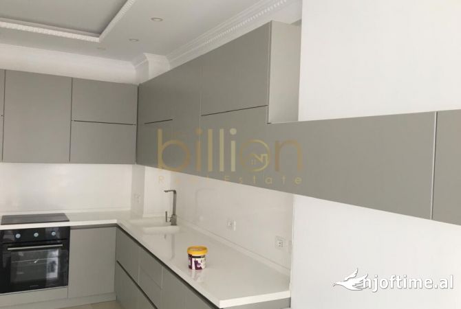 Shtepi ne shitje 2+1 ne Tirane - 250,000 Euro
