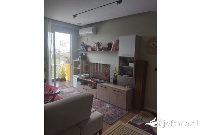 Shtepi me qera 1+1 ne Tirane - 450 Euro