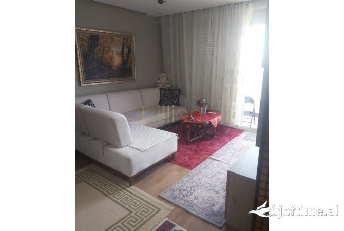 Shtepi me qera 1+1 ne Tirane - 450 Euro