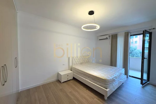 Shtepi me qera 2+1 ne Tirane - 900 Euro