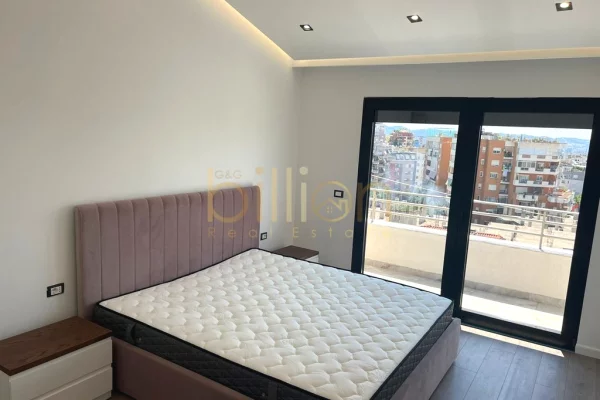 Shtepi me qera 2+1 ne Tirane - 575 Euro