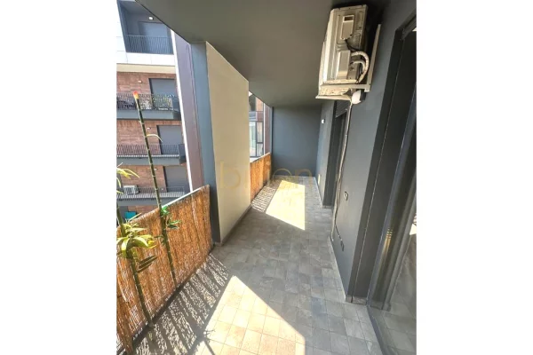 Ambient biznesi me qera 3+1 ne Tirane - 850 Euro