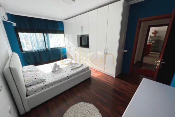 Shtepi me qera 2+1 ne Tirane - 800 Euro