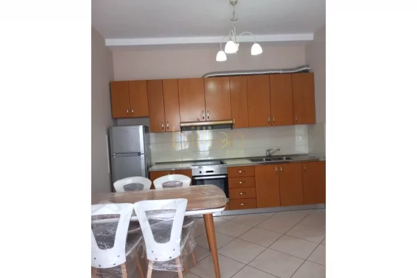 Shtepi me qera 2+1 ne Tirane - 600 Euro
