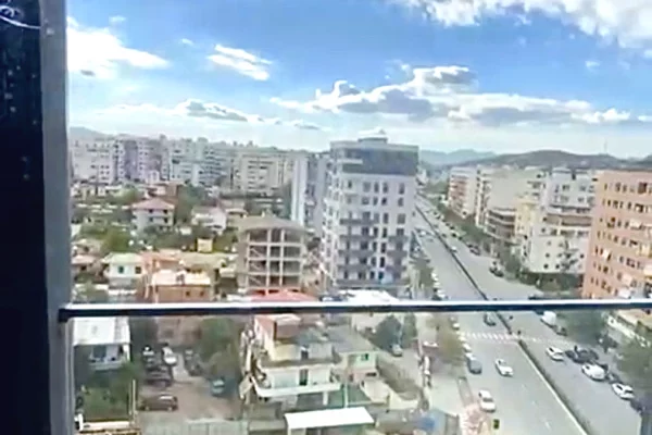 Shtepi me qera 2+1 ne Tirane - 570 Euro