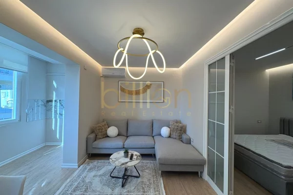 Shtepi ne shitje Apartament ne Tirane, 2+1, Mobilimi E mobiluar, Pagesa 235,000  Euro.