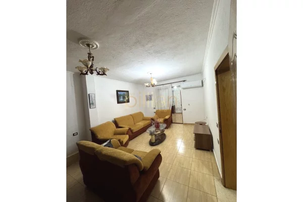 Shtepi me qera 1+1 ne Tirane - 450 Euro