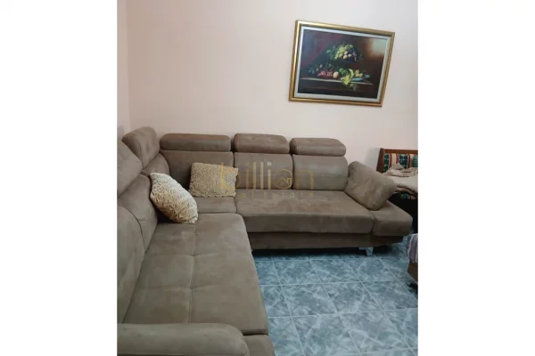 Shtepi me qera 2+1 ne Tirane - 550 Euro