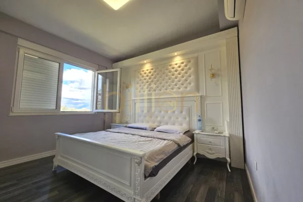 Shtepi ne shitje 3+1 ne Tirane - 280,000 Euro