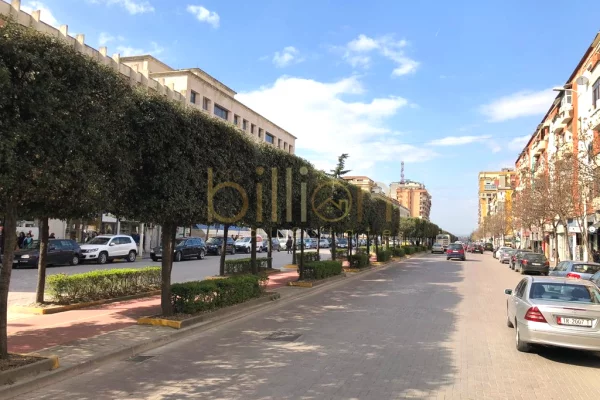 SHITET APARTAMENT 2+1 NE UNAZE TE VOGEL. 130.000 Euro. Billion4614​