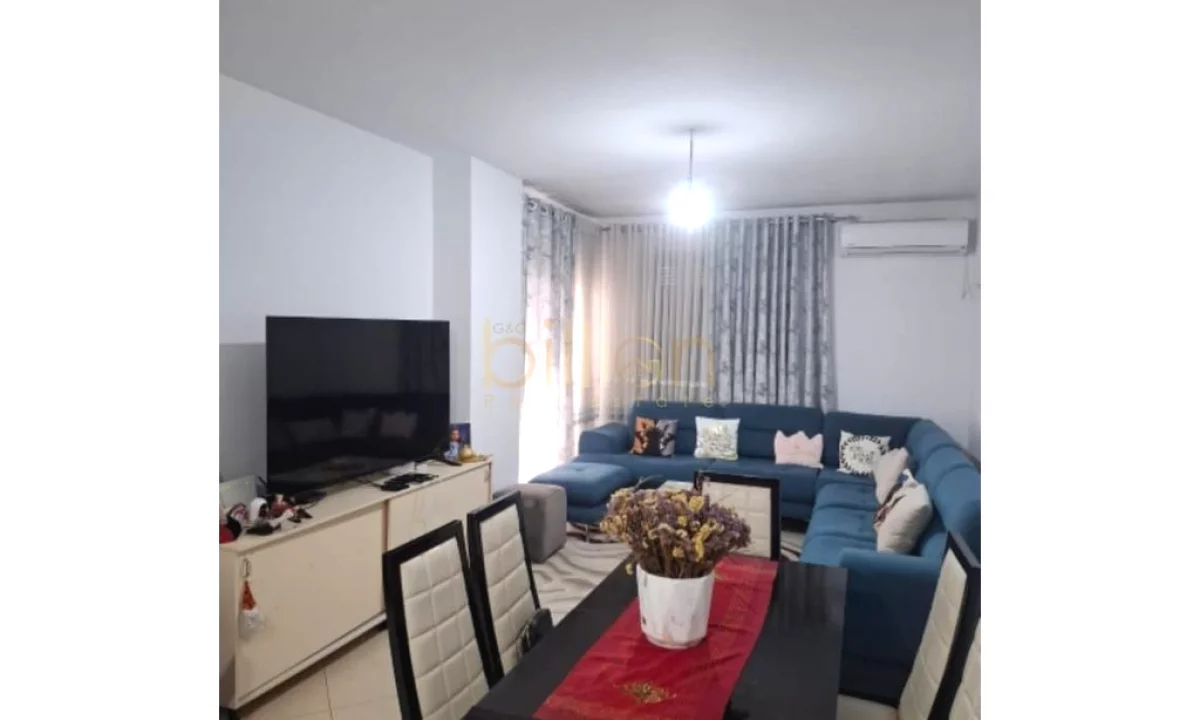 Shtepi ne shitje Apartament ne Tirane, 1+1, Mobilimi E mobiluar, Pagesa 85,000  Euro.
