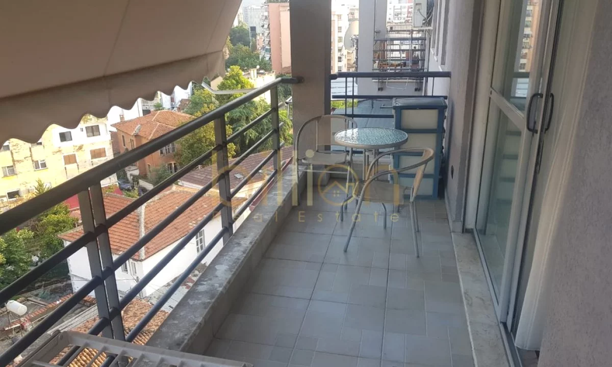Shtepi me qera Apartament ne Tirane, 1+1, Mobilimi E mobiluar, Pagesa 800  Euro.
