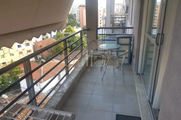JEPET ME QIRA APARTAMENT 1+1 NE PAZARIN E RI. 800 euro/muaj Billion4635​