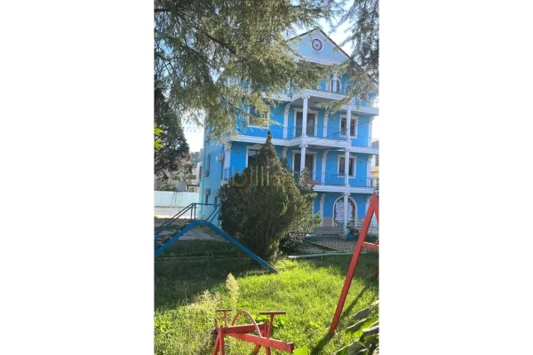 House for Rent 7+1 in Tirana - 3,500 Euro