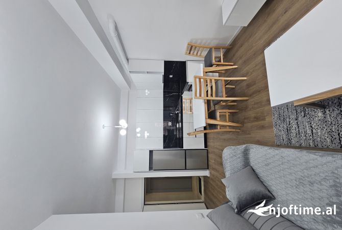 Shtepi me qera 2+1 ne Tirane - 50,000 Leke