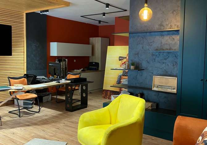 Business Property for Rent 3+1 in Tirana - 600 Euro