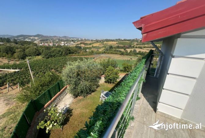 Shtepi ne shitje Vila Luksoze ne Tirane, 6+1, Mobilimi E mobiluar, Pagesa 420,000  Euro.