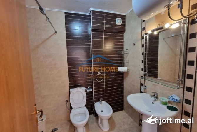 Shtepi me qera Apartament ne Tirane, 3+1, Mobilimi E mobiluar, Pagesa 1,200  Euro.