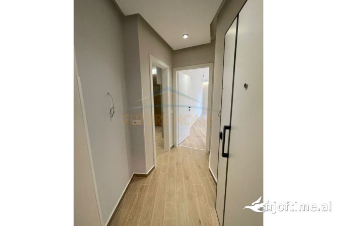 Shtepi me qera Apartament ne Tirane, 1+1, Mobilimi Bosh, pa mobiluar, Pagesa 600  Euro.
