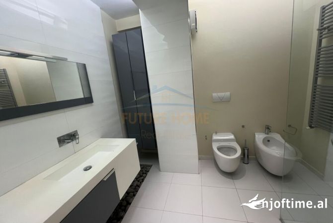 Shtepi ne shitje 3+1 ne Tirane - 880,000 Euro