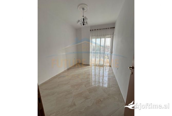 Shtepi ne shitje 1+1 ne Tirane - 78,000 Euro