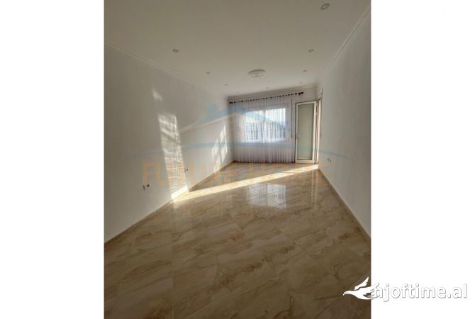 Shtepi ne shitje 1+1 ne Tirane - 78,000 Euro