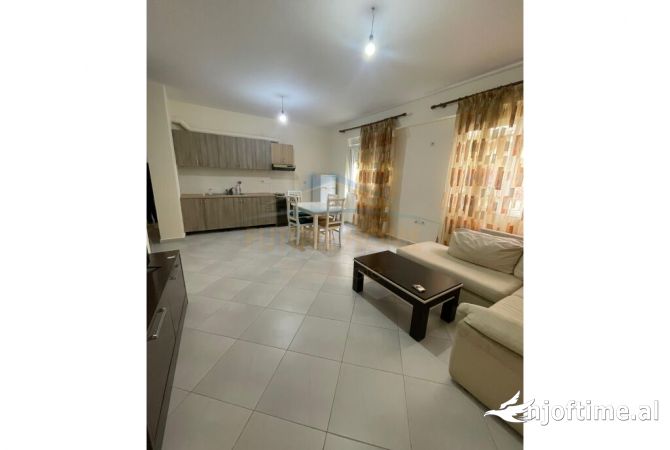 Shtepi ne shitje Apartament ne Tirane, 1+1, Mobilimi E mobiluar, Pagesa 138,000  Euro.
