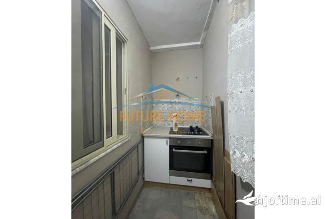 Shtepi me qera Apartament ne Tirane, 1+1, Mobilimi E mobiluar, Pagesa 500  Euro.