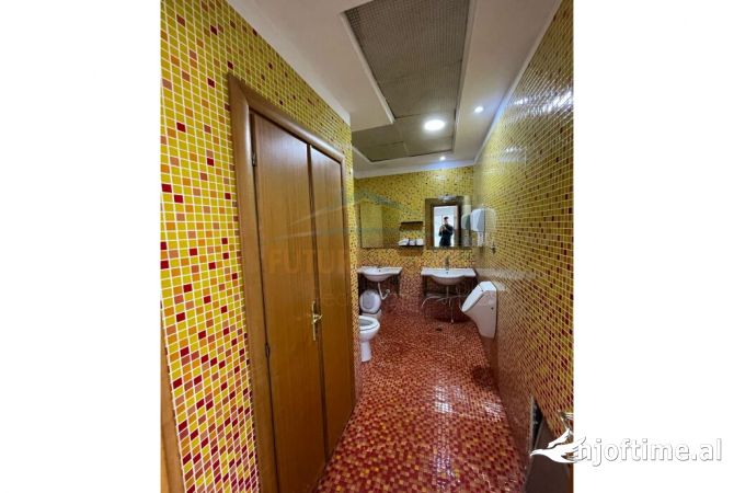 Qera, Ambient Biznesi, Twin Tower, Qender