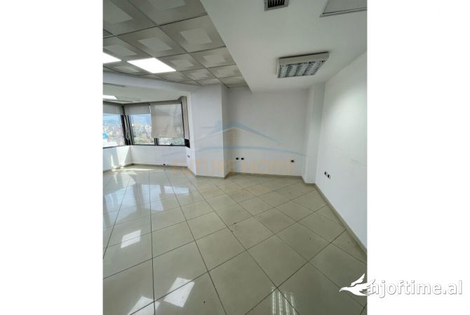 Qera, Ambient Biznesi, Twin Tower, Qender