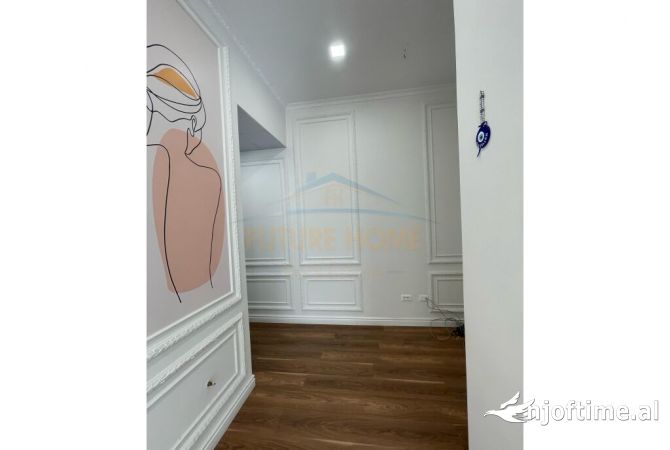 Qera, Ambient Biznesi, Myslym Shyr, Tirane.