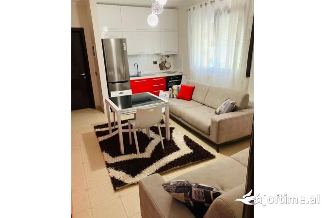 Shtepi me qera 1+1 ne Tirane - 550 Euro