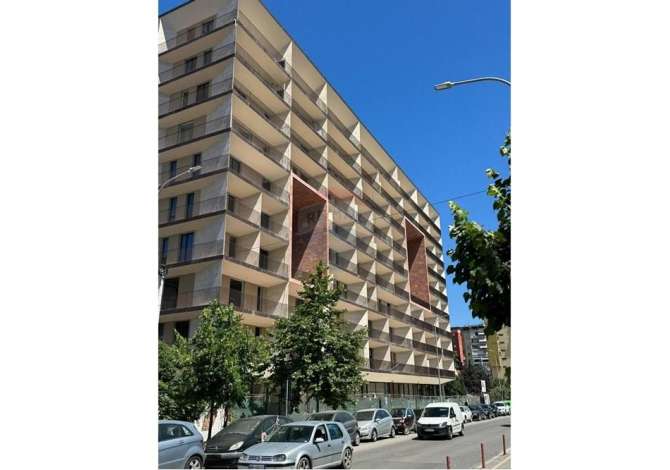 Ambient biznesi me qera 1+1 ne Tirane - 4,800 Euro