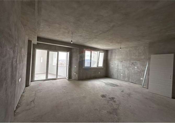 Shtepi ne shitje 3+1 ne Tirane - 205,000 Euro