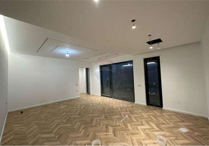 Shtepi me qera 2+1 ne Tirane - 2,000 Euro