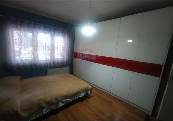 Shtepi me qera 2+1 ne Tirane - 650 Euro
