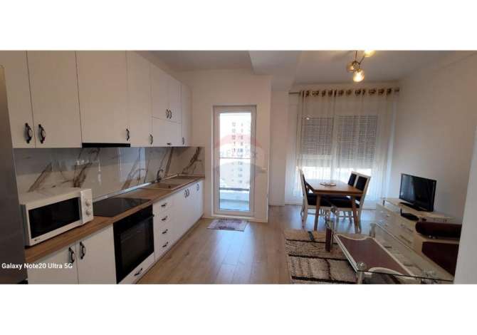 Shtepi me qera 2+1 ne Tirane - 600 Euro