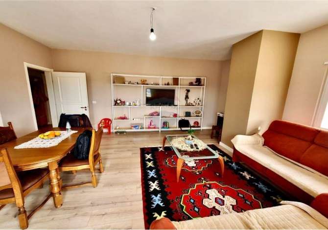 Shtepi ne shitje 3+1 ne Tirane - 165,000 Euro