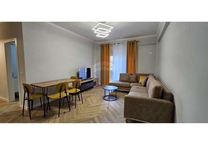 Shtepi me qera 1+1 ne Tirane - 700 Euro