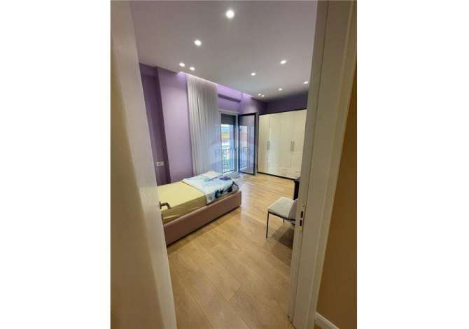 Shtepi me qera 2+1 ne Tirane - 750 Euro