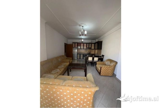 Shtepi ne shitje 2+1 ne Tirane - 105,000 Euro