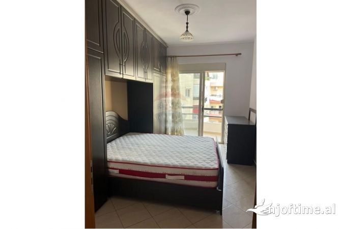 Shtepi ne shitje 2+1 ne Tirane - 105,000 Euro