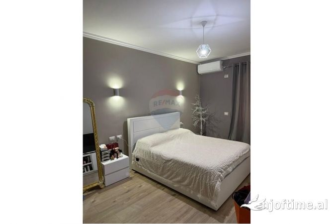 Shtepi ne shitje 2+1 ne Tirane - 170,000 Euro