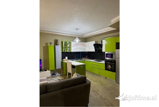 Shtepi ne shitje 2+1 ne Tirane - 170,000 Euro