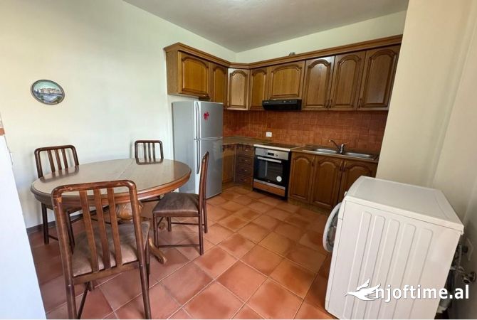 Shtepi me qera 1+1 ne Tirane - 600 Euro