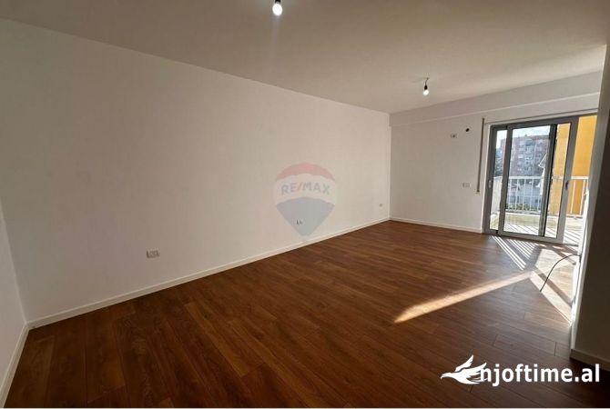 Shtepi ne shitje 1+1 ne Tirane - 155,000 Euro