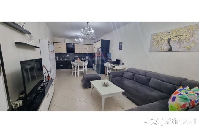 Shtepi ne shitje 2+1 ne Tirane - 170,000 Euro