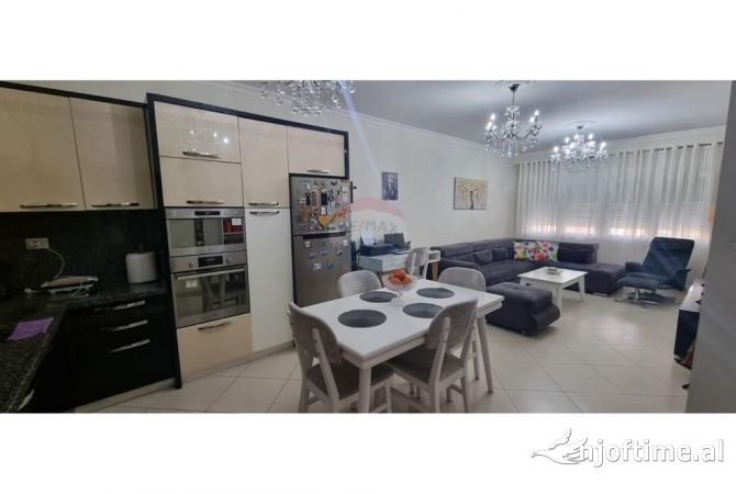 Shtepi ne shitje 2+1 ne Tirane - 170,000 Euro