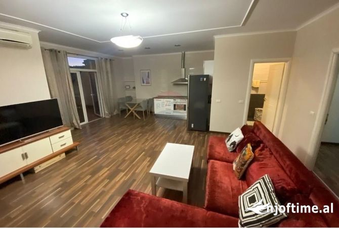 Shtepi me qera 2+1 ne Tirane - 750 Euro